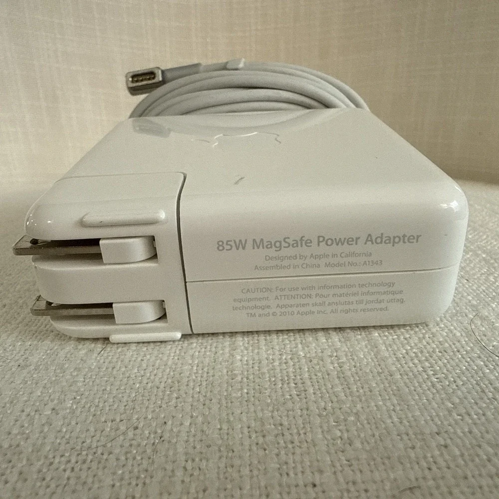 Apple 85W‎ Magsafe 1st Generation L-tip Power Adapter